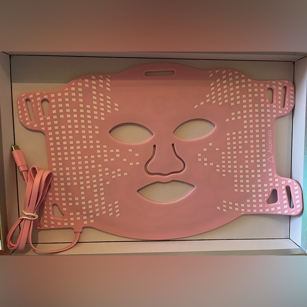 Gentle Skin Infrared Mask - Pink (NIB)